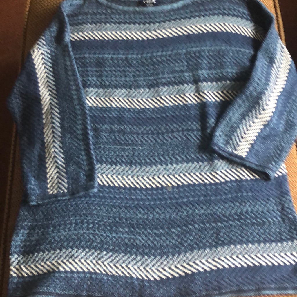 Chaps Sweater Euc